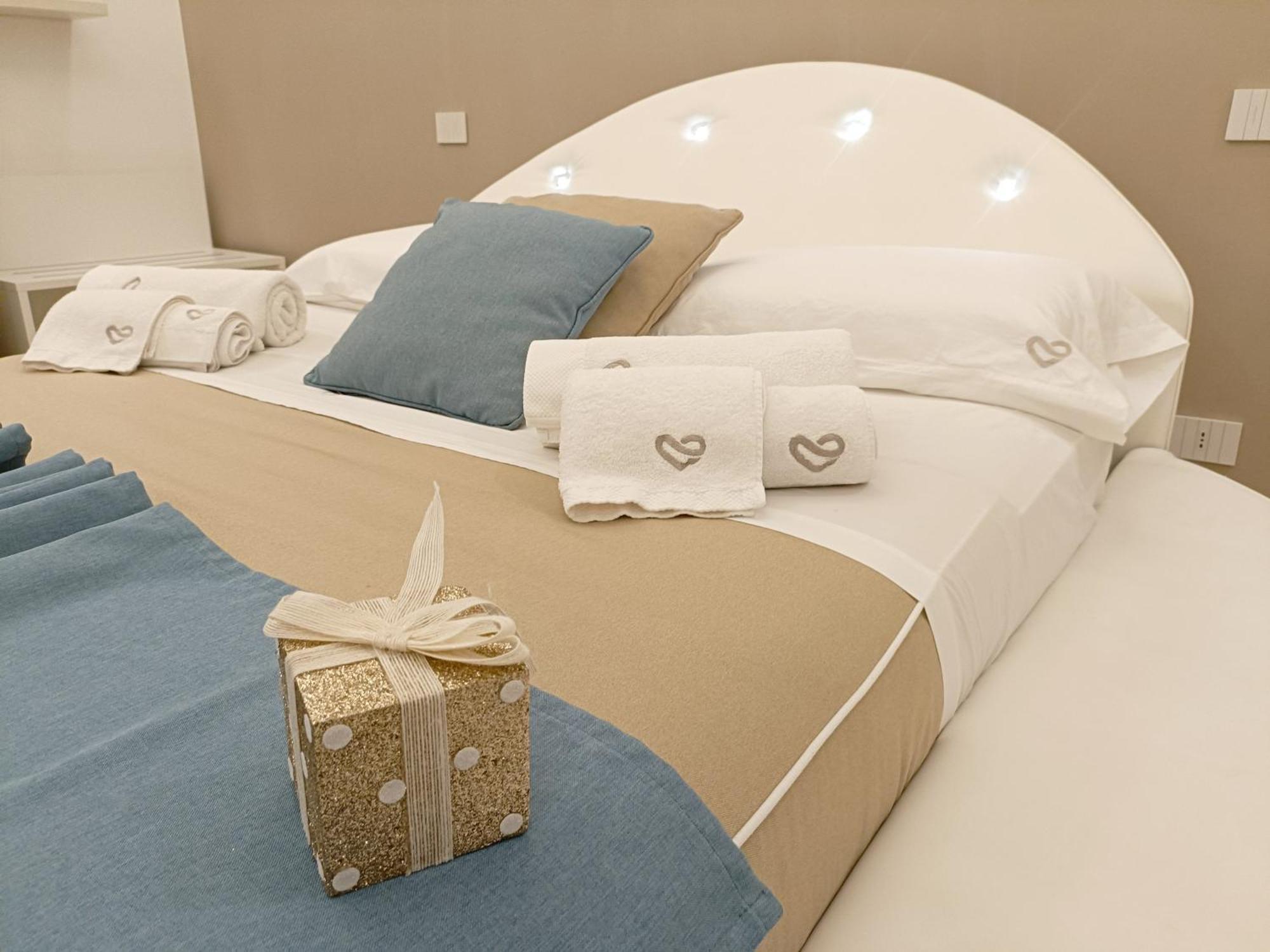 Romantic Suite Монополи Экстерьер фото